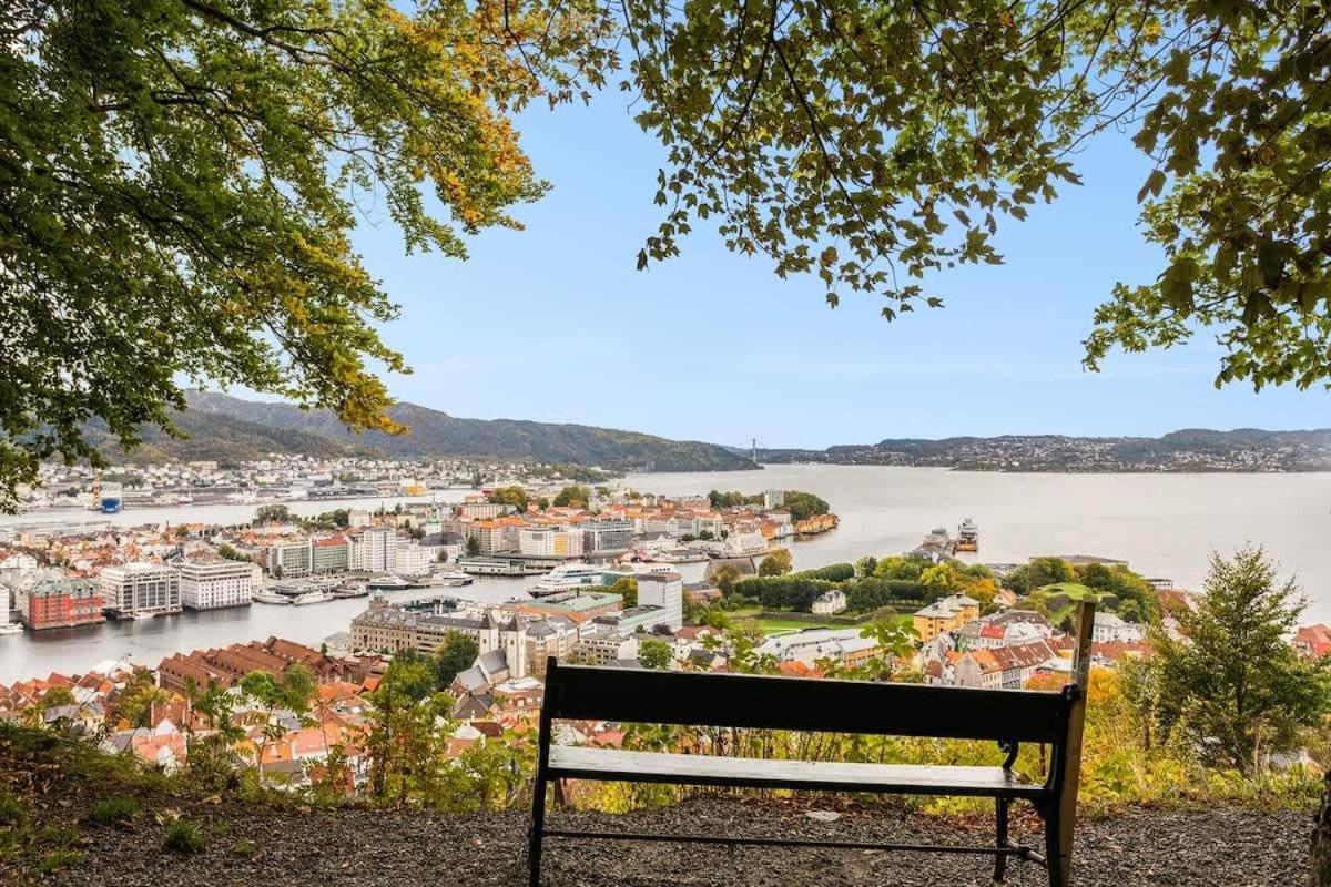 Dinbnb Apartments I Views & Street Parking In Sandviken Bergen Exterior foto