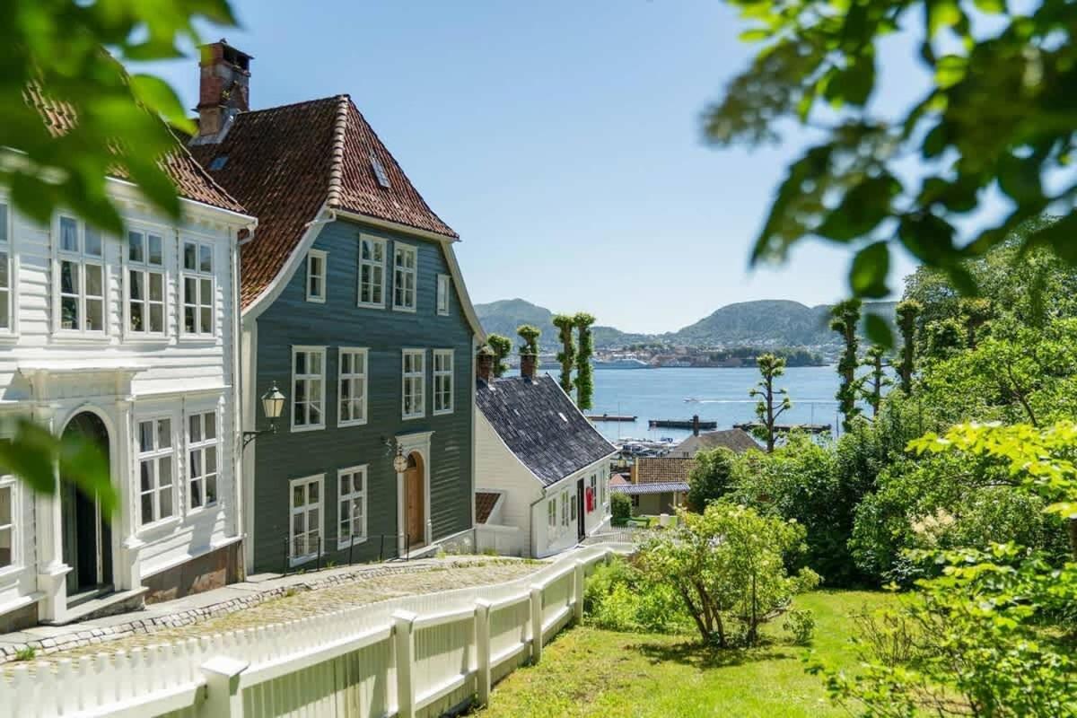 Dinbnb Apartments I Views & Street Parking In Sandviken Bergen Exterior foto